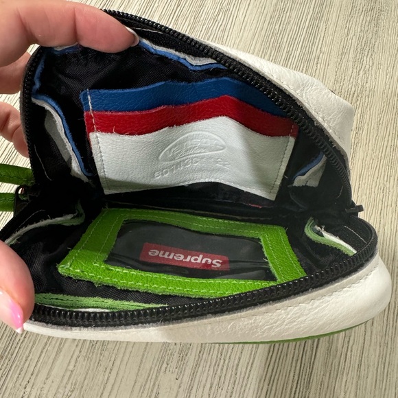 SUPREME NY Vanson Leathers Green Logo Patch Wrist/Waist Bag SS17 - Picture 3 of 5